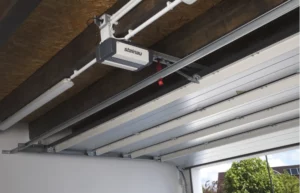 Tipps zur Wartung von Garagentoren und Zimmertüren